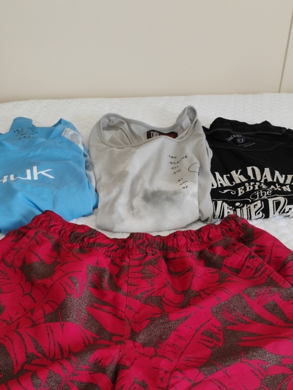 Men's Size Small Bundle